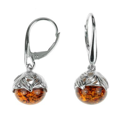 琥珀と銀のイヤリング