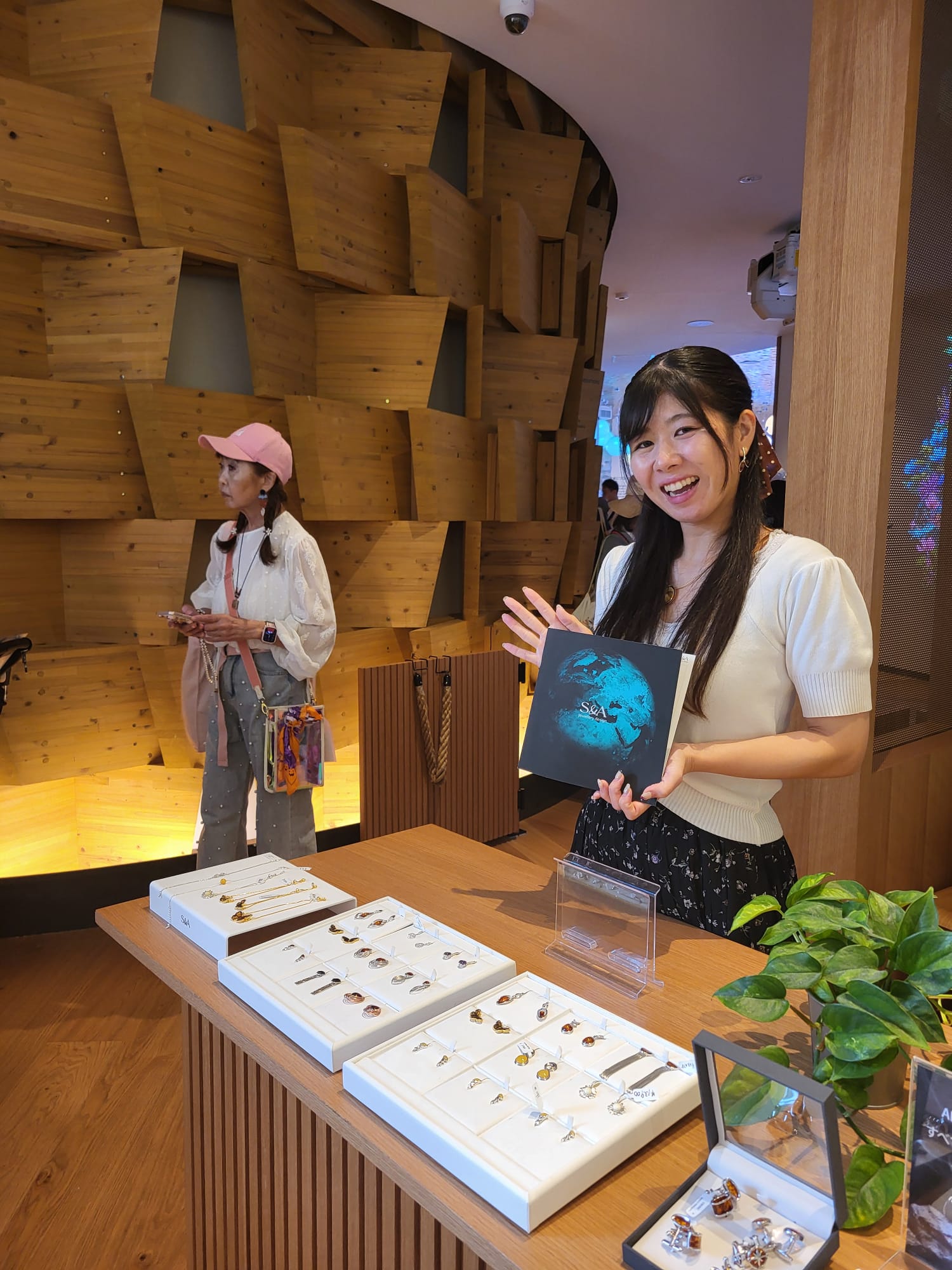 ブランドストーリー – S&A Jewellery Design